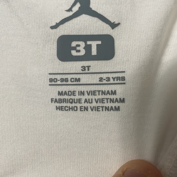 Air Jordan kids Tee , Size 3T 90-96cm - Picture 3 of 4